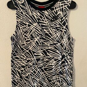 Nike Women’s Muscle Tank Top XS